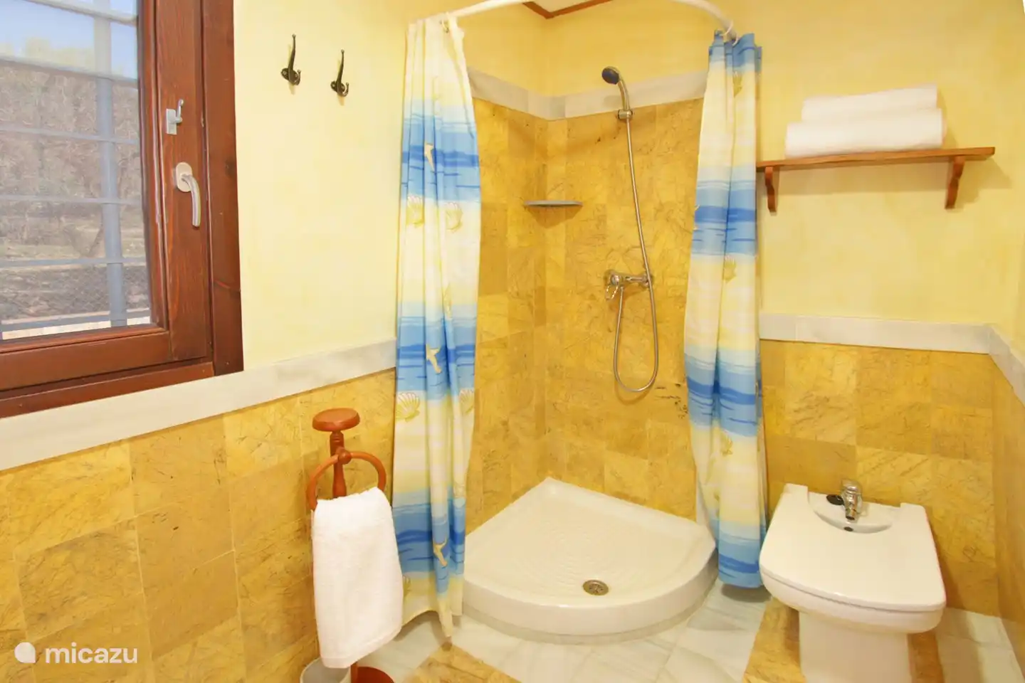 Good quality bath linen is included in our rental prices. (Bed and kitchen linen are too)