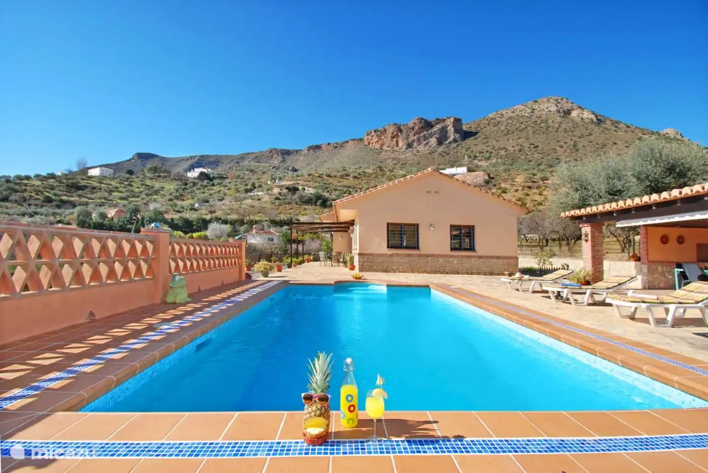 After using the sauna, take a nice cold shower, and then cool off in the swimming pool with a nice refreshment.