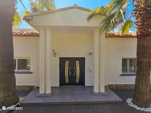 La Quimera Jávea huren in Spanje, Costa Blanca, Jávea - villa Voordeur van het huis.
