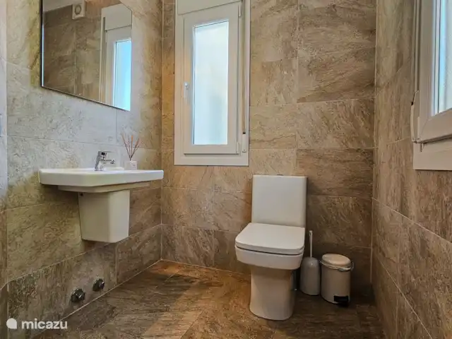 La Quimera Jávea huren in Spanje, Costa Blanca, Jávea - villa Gastentoilet.