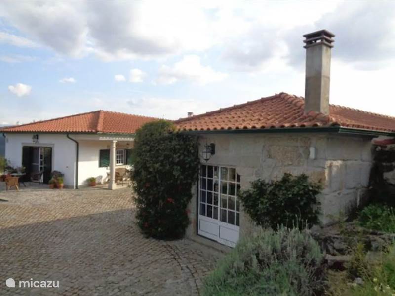 Holiday home in Portugal, Beiras, Mangualde/Sao Cosmado  Gîte / Cottage Charming granite cottage