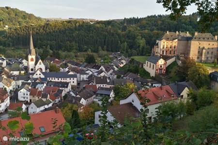 Malberg ligt heel centraal in  de Eifel, met veel verschillende attracties binnen bereik.