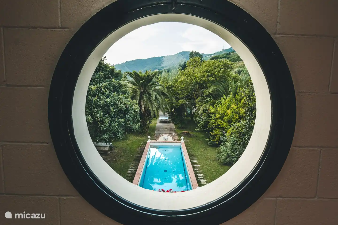 Blick aus dem Bullauge