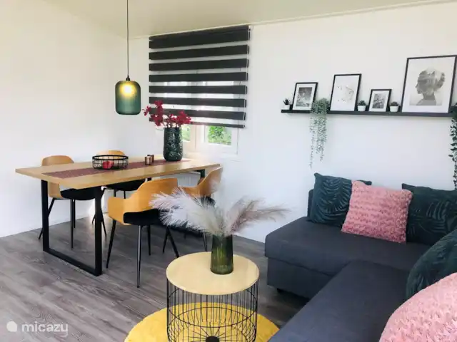 LuxChalet VAJU Lathum meer & zwembad huren in Nederland, Gelderland, Lathum - chalet Woonkamer