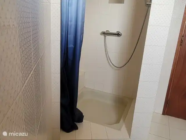 Casa Oasis  Alain Olbrechts huren in Portugal, Algarve, Santa Bárbara de Nexe - vakantiehuis Douche 2