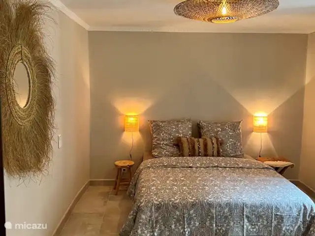 Casa Oliver en Francia, Gard, Cornillon - casa vacacional Atractivo dormitorio nº 1, en total 6 habitaciones = 12 camas.