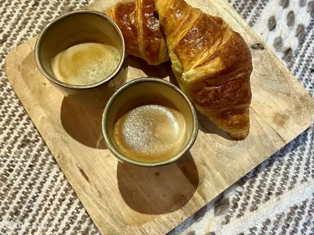 Casa Oliver en Francia, Gard, Cornillon - casa vacacional Petit-Dejeuner