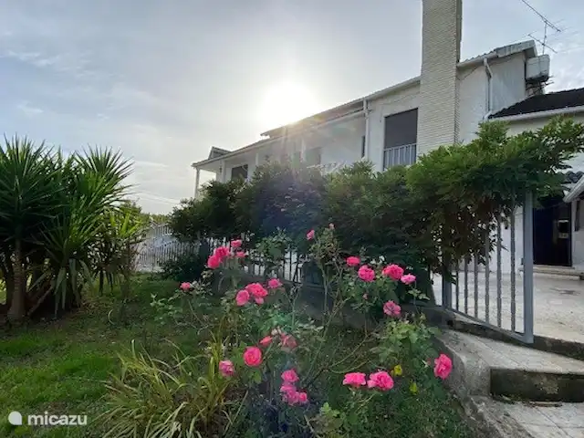 casa de rosas en Portugal, Coímbra, Carvalheira Grande-Graca - villa casa de rosas en Portugal, Coímbra, Carvalheira Grande-Graca - villa
