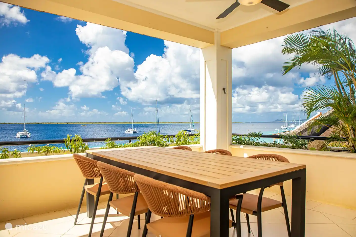 Balcony with sea view