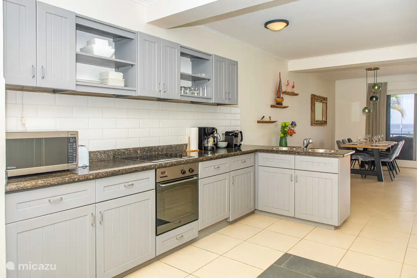 Fully equipped kitchen