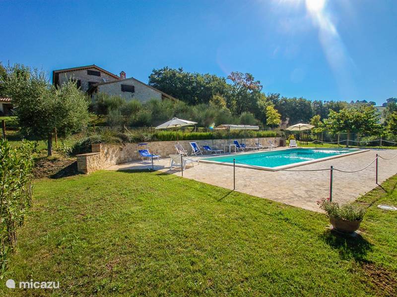Casa vacacional Italia, Umbría, Amelia Villa Villa con piscina privada 80km Roma