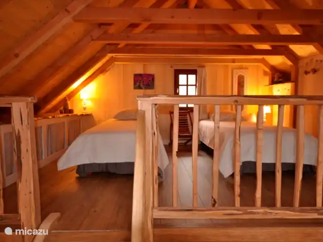 Le nid de l'écureuil en Francia, Lot, Lavercantière - chalet habitacion superior