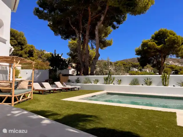 Villa de luxe sur la plage Moraira El Portet | Espagne, Costa Blanca, Moraira - villa De beaux pins tout autour