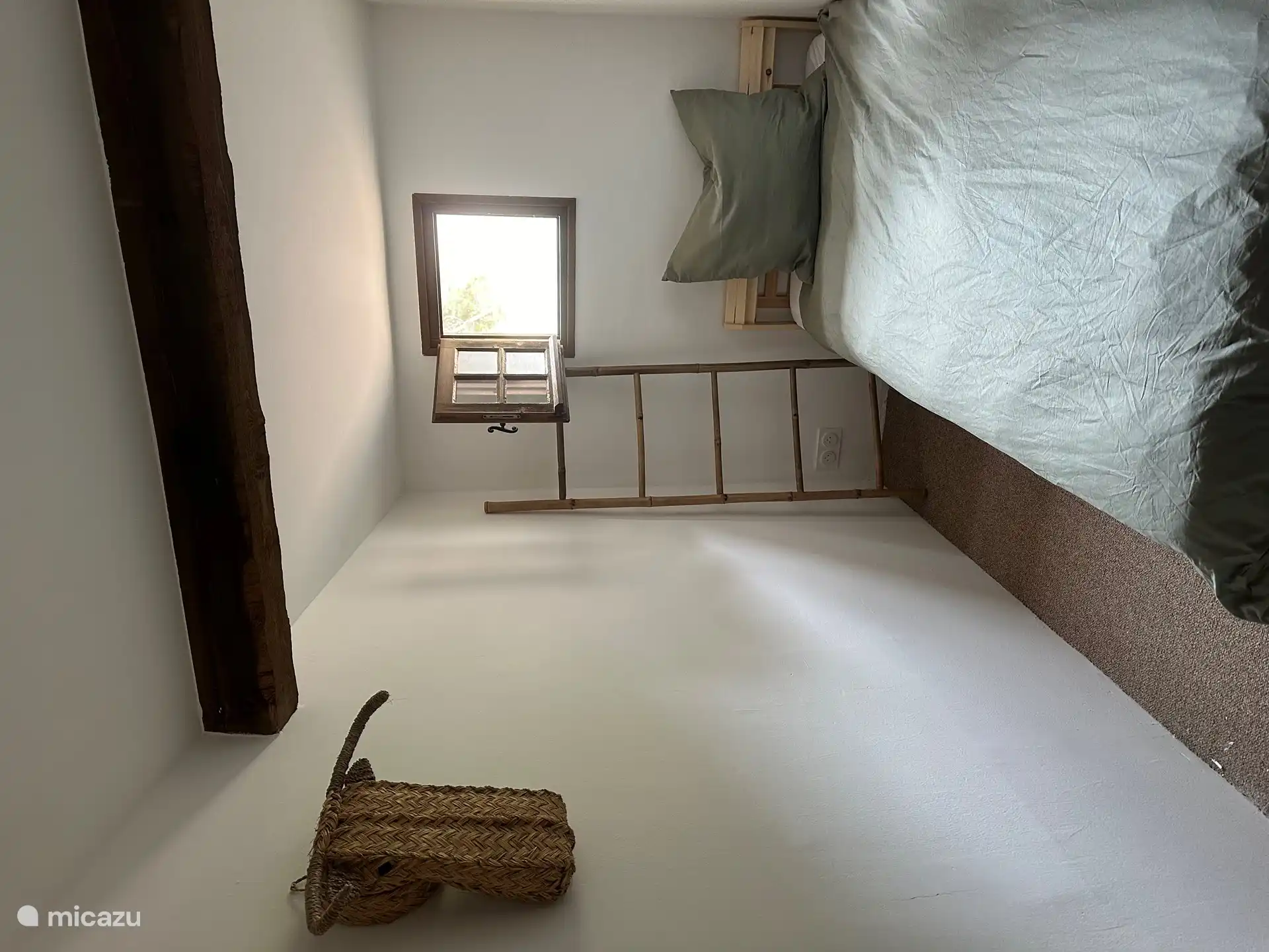 Schlafzimmer 5 (oben)