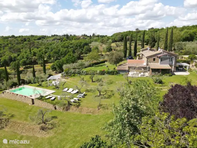 Maison du sud de la Toscane avec piscine privée | Italie, Toscane, Rigomagno - villa Maison du sud de la Toscane avec piscine privée | Italie, Toscane, Rigomagno - villa