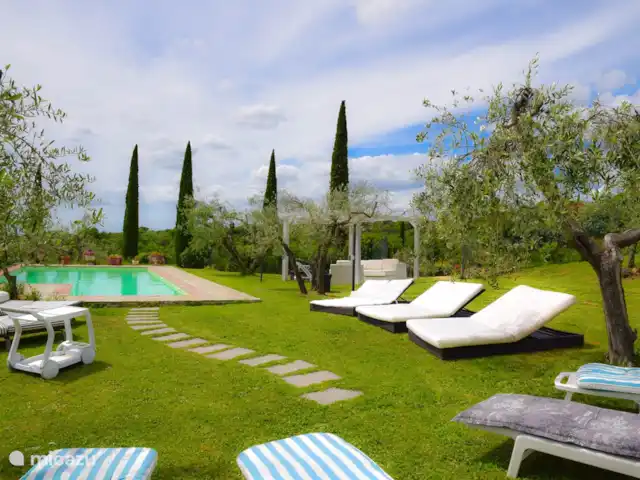 Maison du sud de la Toscane avec piscine privée | Italie, Toscane, Rigomagno - villa