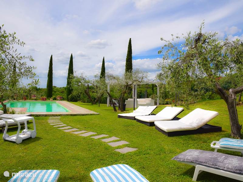 Vakantiehuis Italië, Toscane, Rigomagno Villa Huis met privé zwembad, omheind tuin