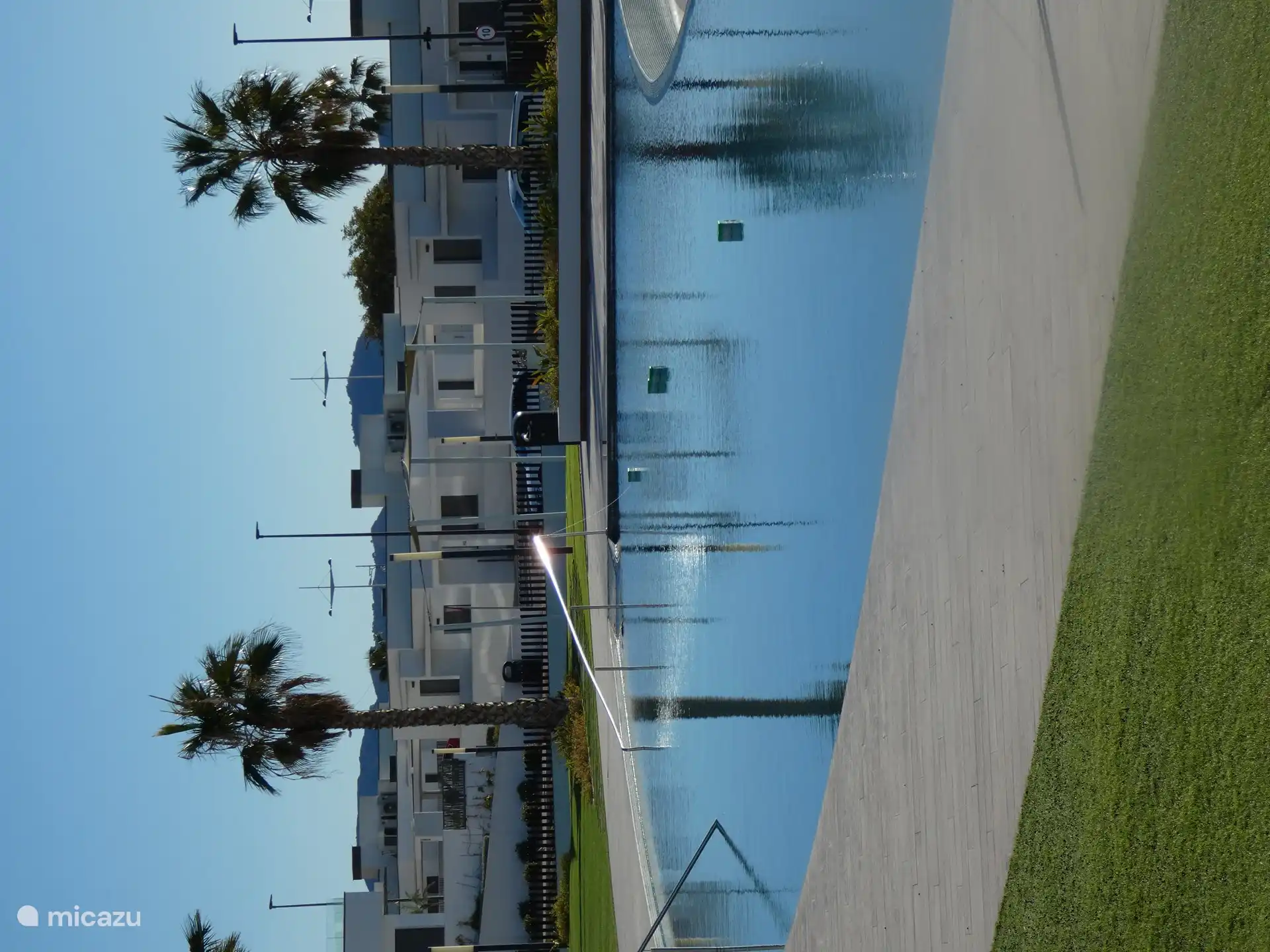 piscina al aire libre