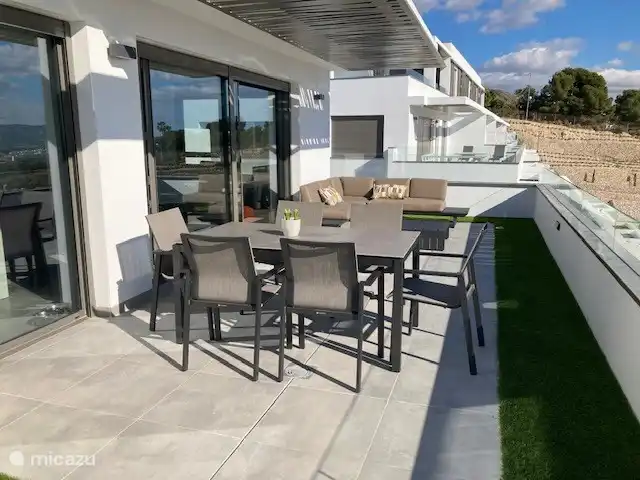 Los dos amigos en España, Costa Blanca, Finestrat - apartamento una terraza de 40m²