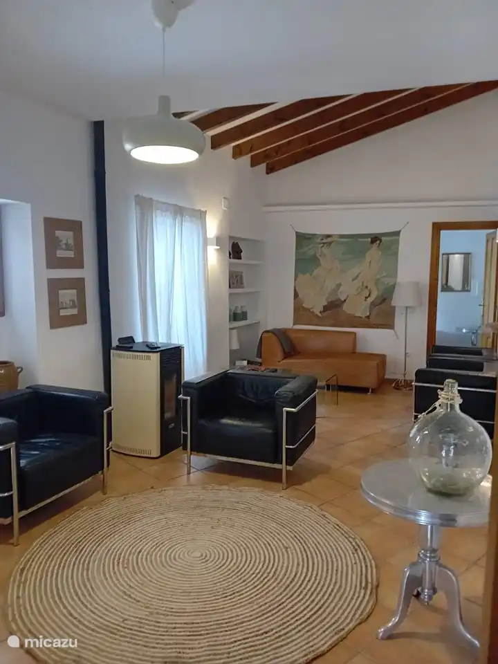 The four Le Corbusier armchairs, optima forma.