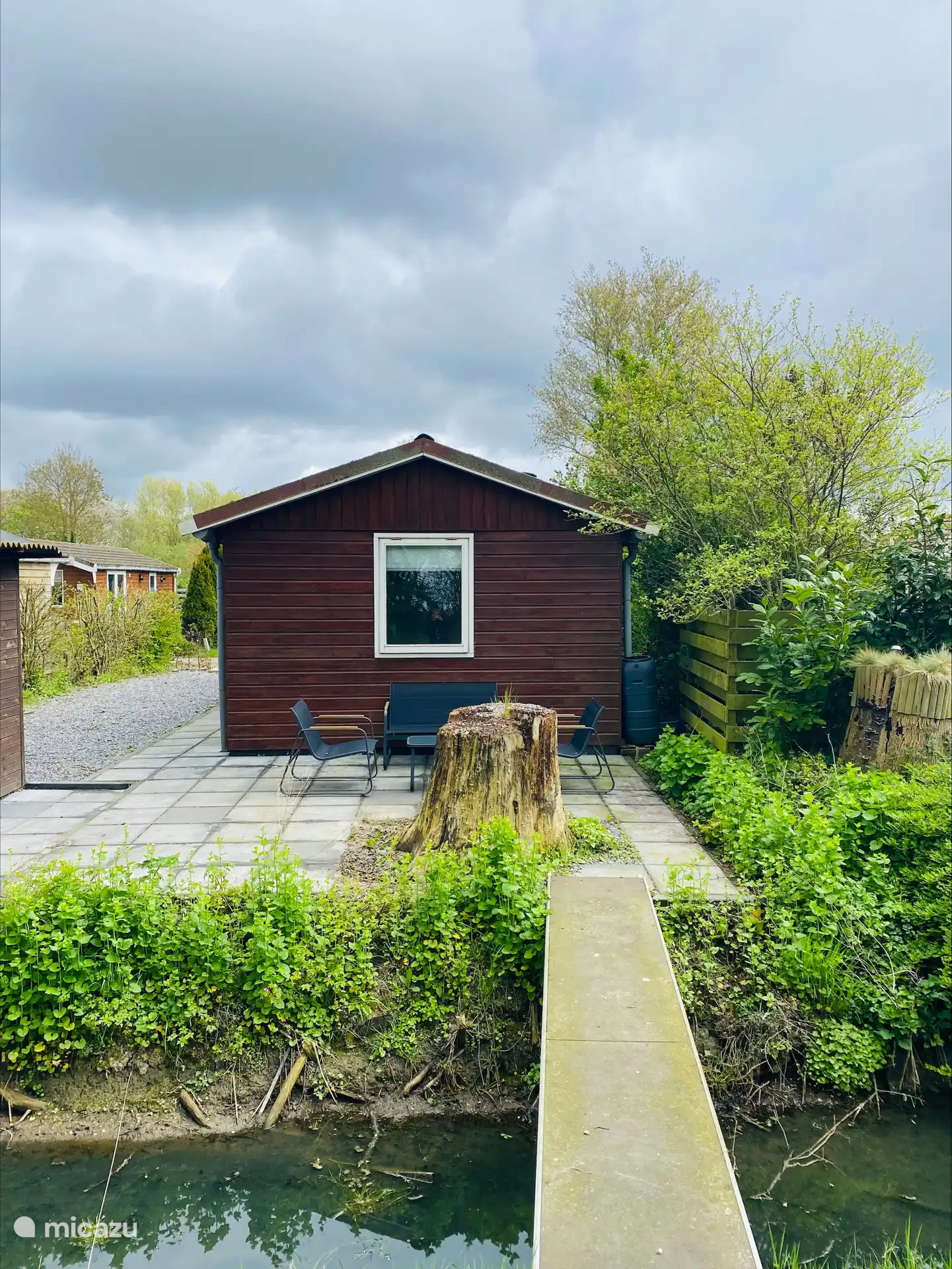 achteraanzicht huisje