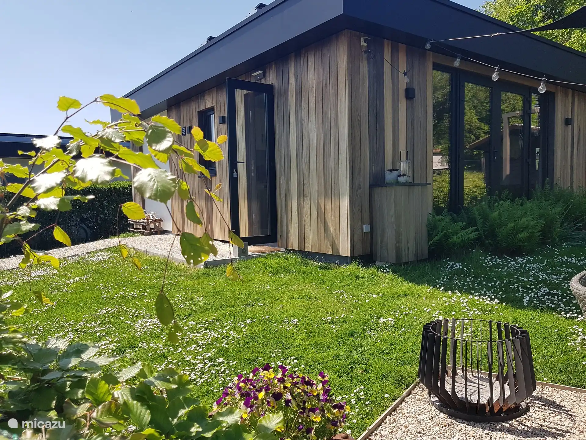 tiny house in Ardennes, Belgium – O'Noire