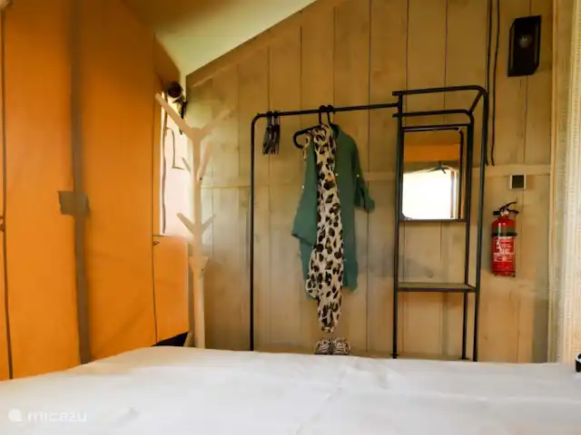 Pavillon Grutte Fiif Safari avec climatisation | Pays-Bas, Frise, Grouw - glamping / tente safari / yourte Portant dans la chambre double