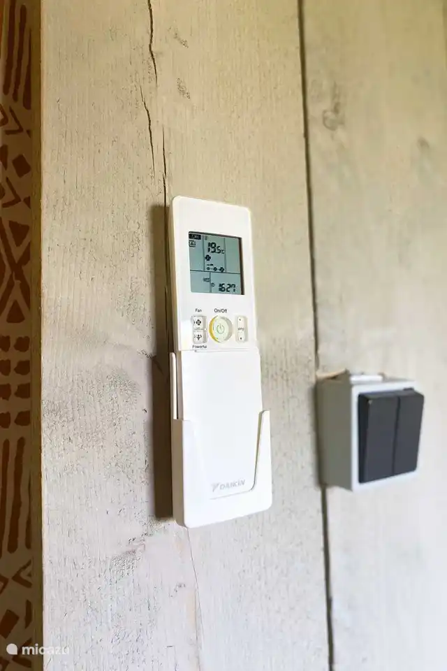 Fluisterstille airco (warm en koud) in de glampingtent. Voor warme nachten of koude avonden