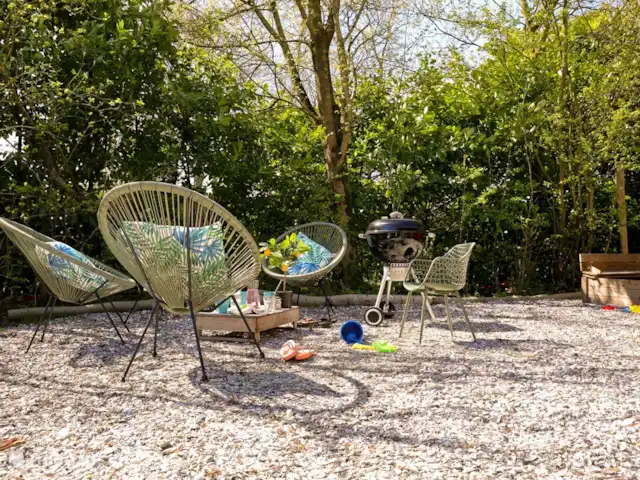 Pavillon Grutte Fiif Safari avec climatisation | Pays-Bas, Frise, Grouw - glamping / tente safari / yourte Belle cour privée derrière le safari lodge