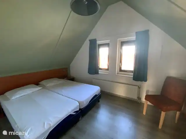 Location de Vacances Pays-Bas, Drenthe, Wezuperbrug, bungalow - Maison de lit dans un parc de vacances chambre