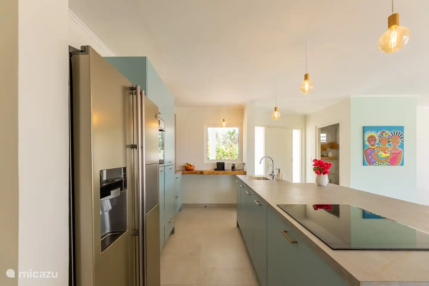 Upper floor: Side kitchen, main entrance and guest toilet.