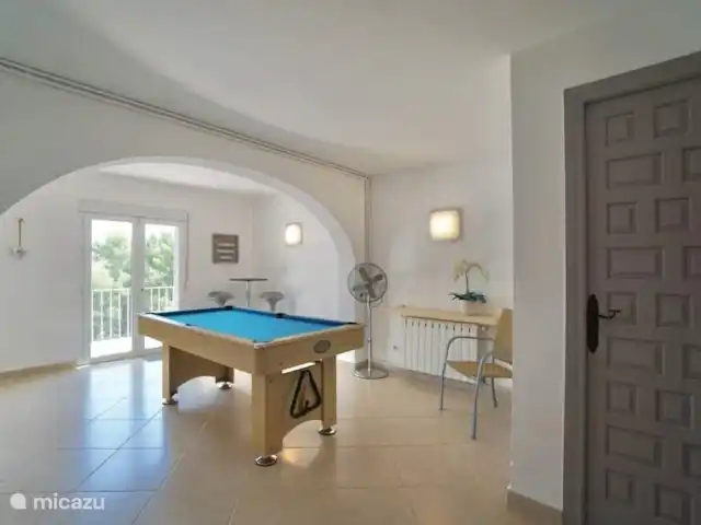 Casa Herradura en España, Costa Blanca, Benissa - villa Sala de billar con dormitorio y baño contiguos