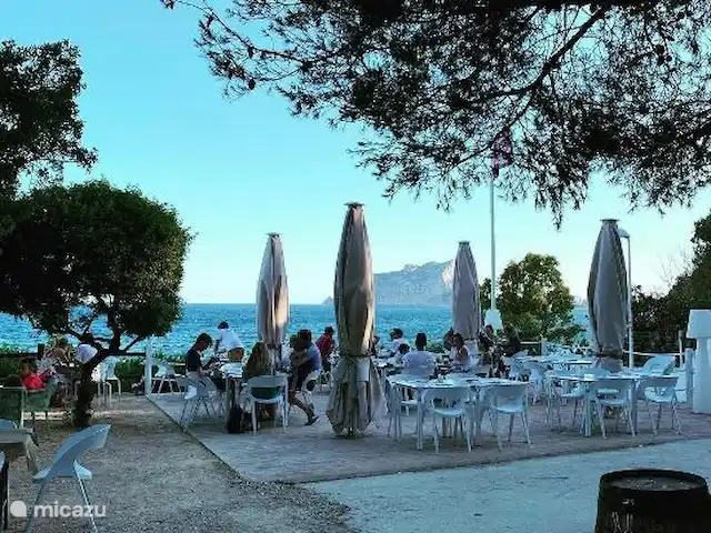 Casa Herradura en España, Costa Blanca, Benissa - villa Bonito chiringuito en Cala Baladrar, a tan solo 18 minutos andando.
