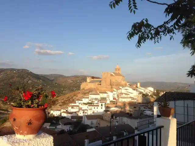 Casa de los Arboles - Iznájar | Espagne, Andalousie, Iznajar - maison de vacances Iznájar est une vieille ville blanche avec un château mauresque (Alcazaba) que vous pouvez visiter.