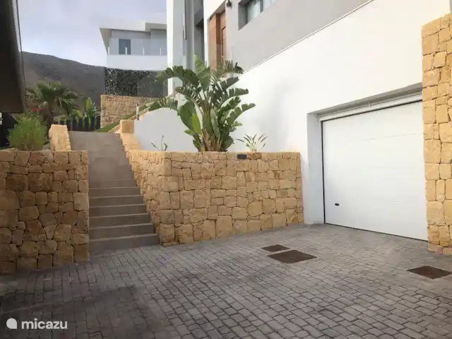 Villa Perla 8 Finestrat | Espagne, Costa Blanca, Benidorm - villa entrée escalier 1