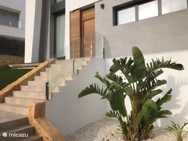 Villa Perla 8 Finestrat | Espagne, Costa Blanca, Benidorm - villa escalier entrée 2