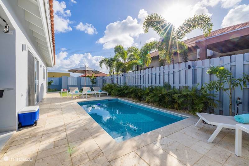 Holiday home Aruba, Paradera, Modanza Holiday house New modern 3BDR/2BA Private pool