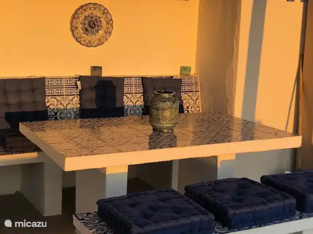 Casa Bela Vista vue fantastique sur la mer | Portugal, Algarve, Guia - maison de vacances La table à manger fixe sur le toit-terrasse au coucher du soleil