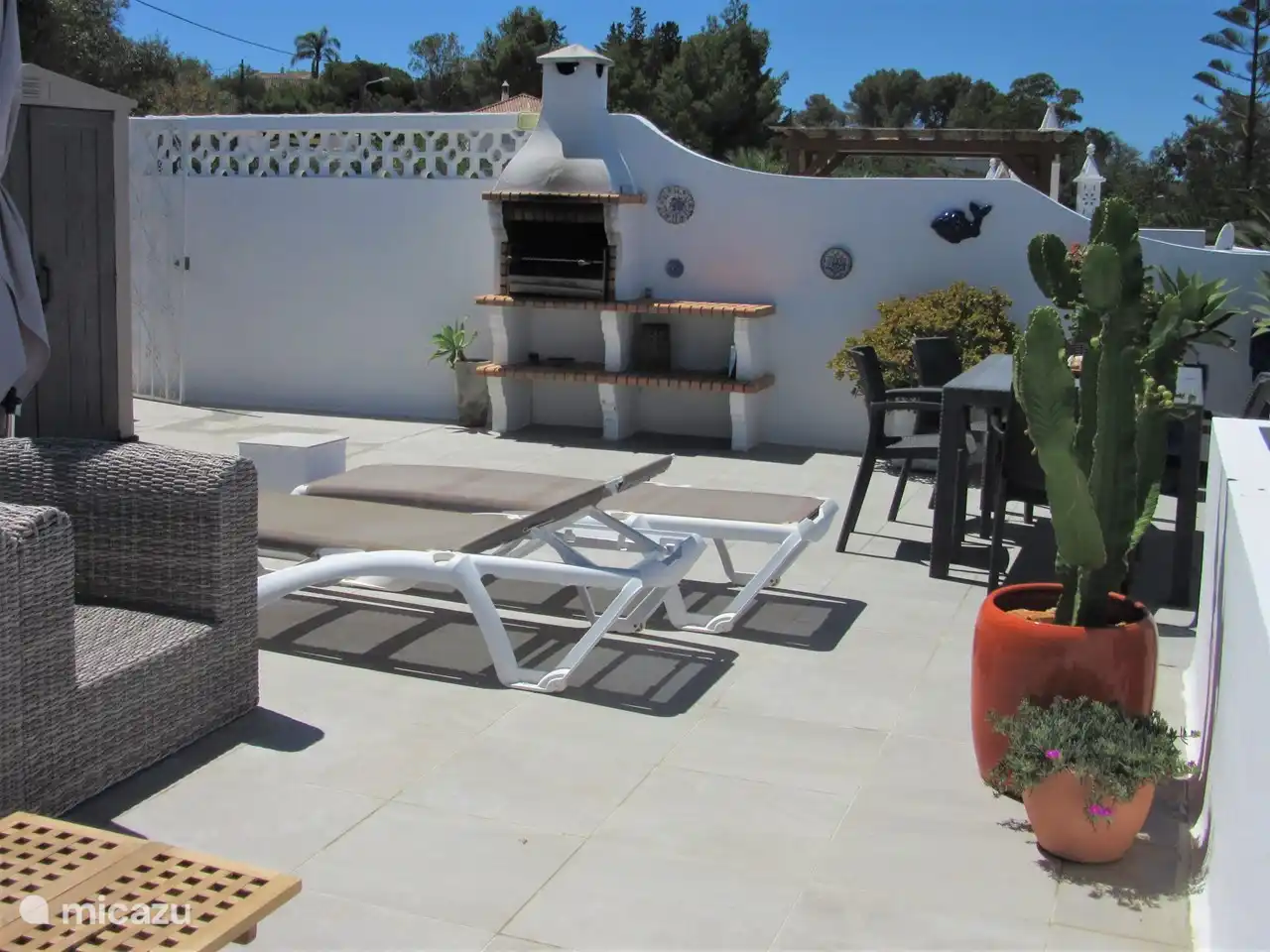 Grill auf der Dachterrasse