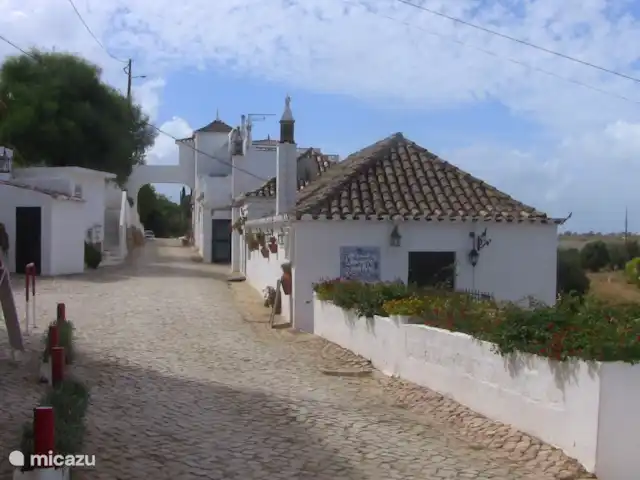 Casa Bela Vista vue fantastique sur la mer | Portugal, Algarve, Guia - maison de vacances Rue authentique sur Quinta da Saudade avec restaurant dans l'ancienne ferme