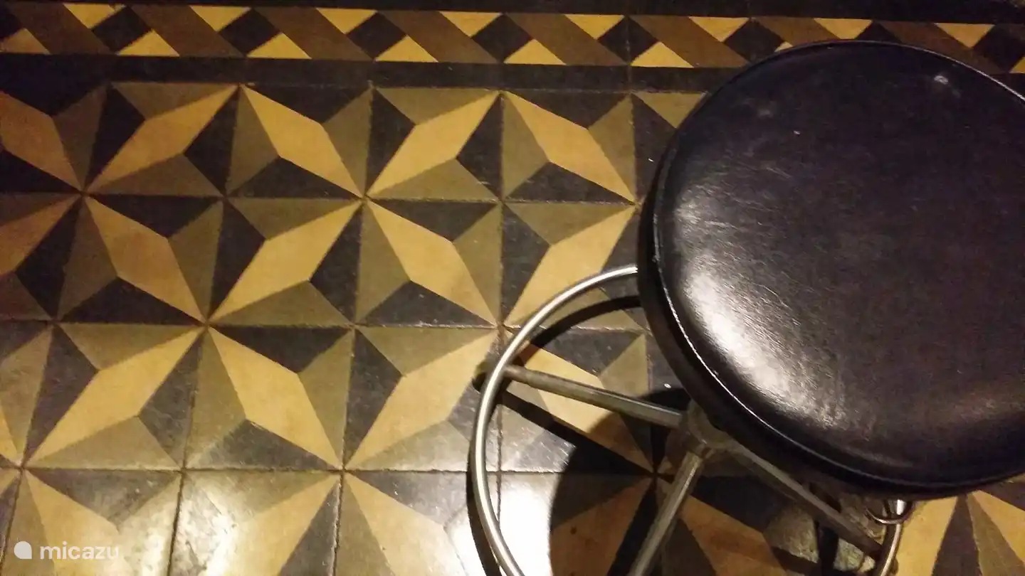 ancienne cuisine au sol