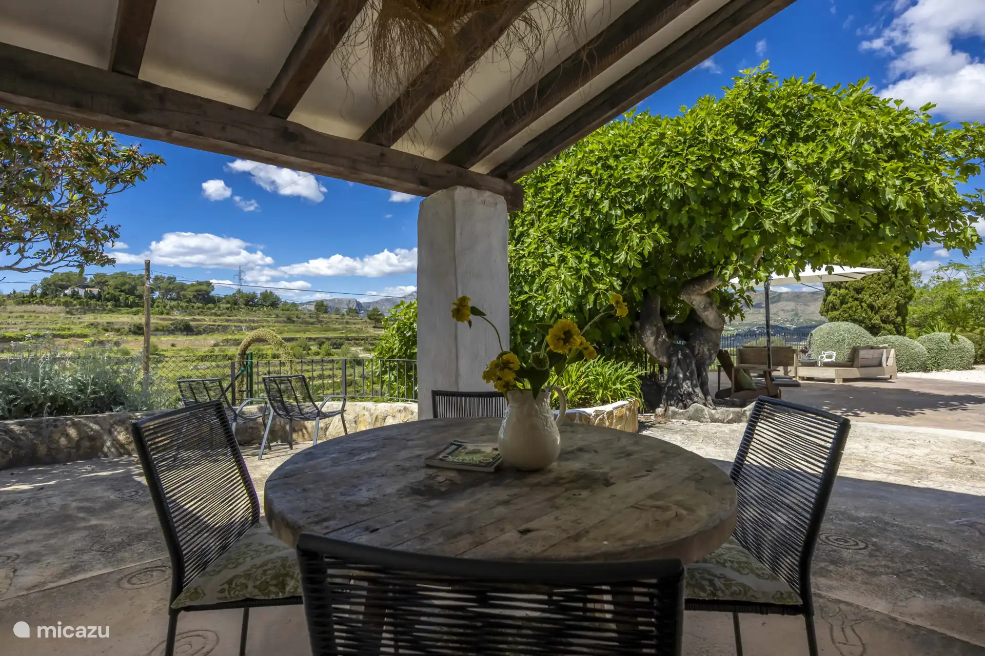 From all terraces you have this fantastic view.