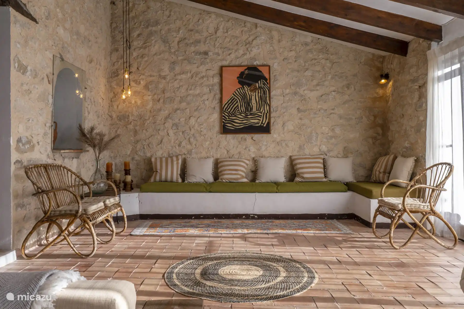 With an attractive living room.