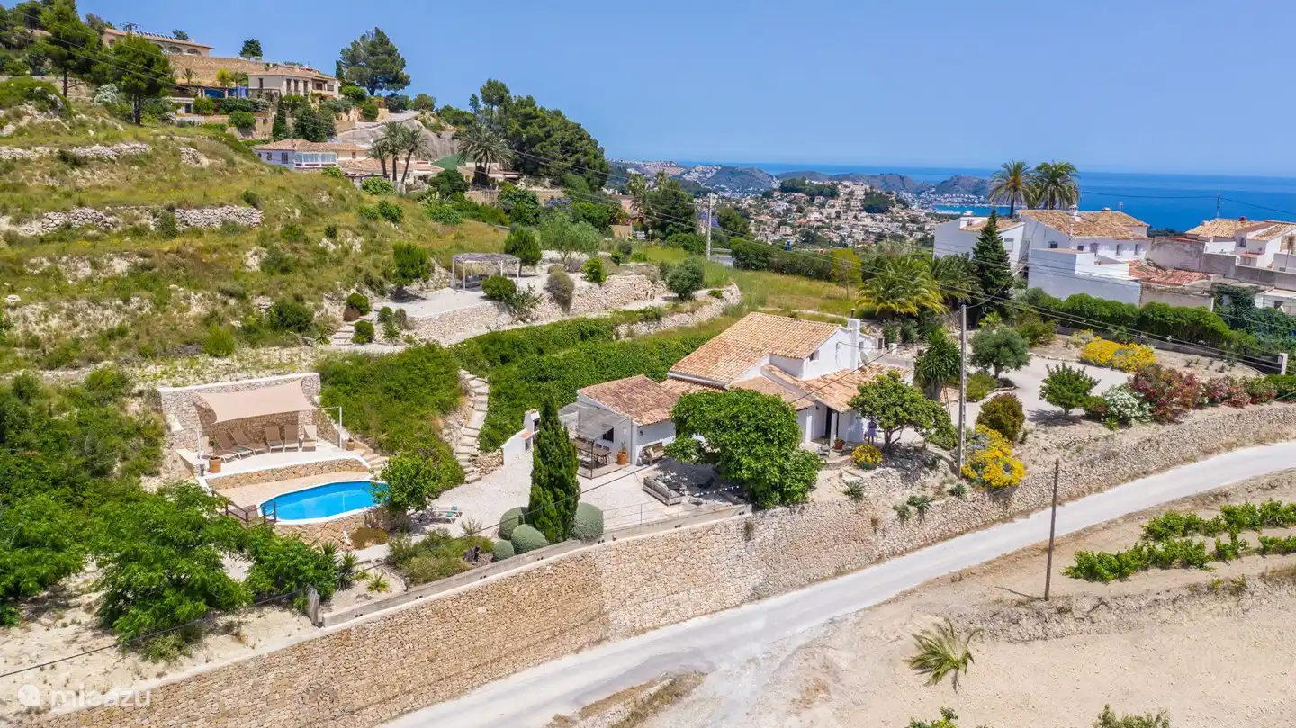 Emplacement parfait près de la mer, des plages et des beaux villages.