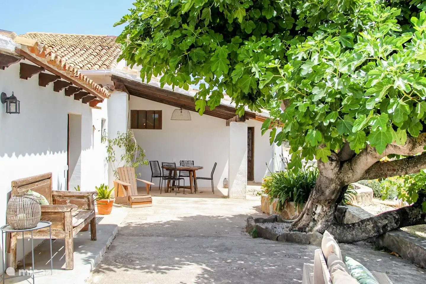 Quelle belle terrasse extérieure!