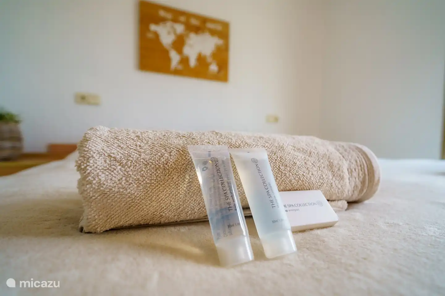 COLLECTION SPA à l’arrivée les lits merveilleusement faits avec des serviettes propres