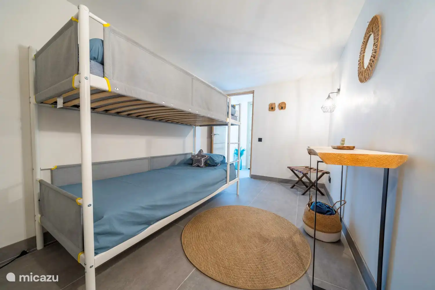 Entièrement nouveau réalisé