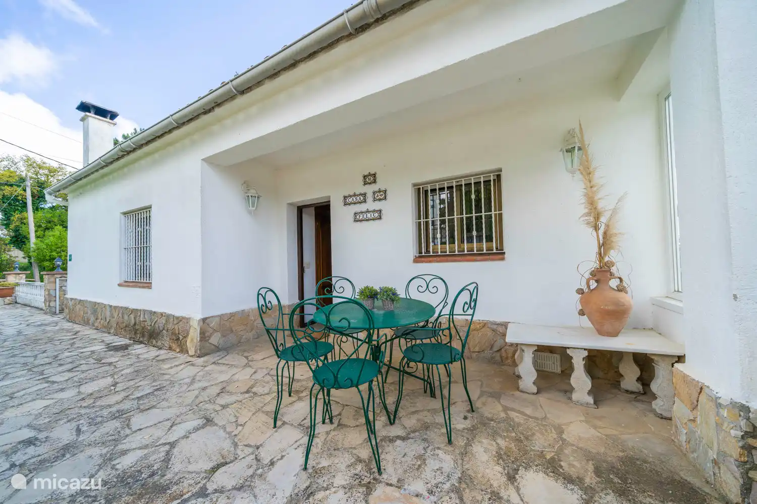 Porte d’entrée - au-dessus de la maison