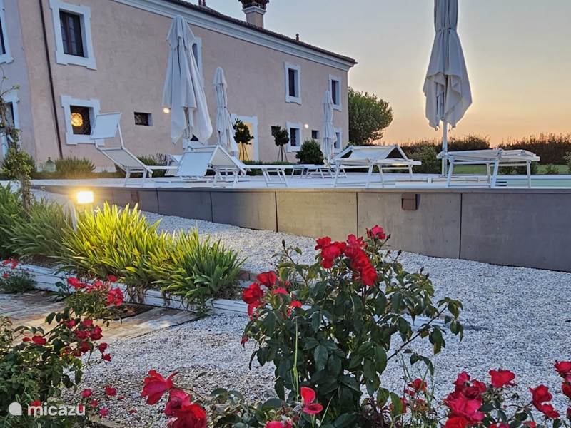 Vakantiehuis Italië, Marche, Monsano Appartement Villa Montefiore - app. Melograno