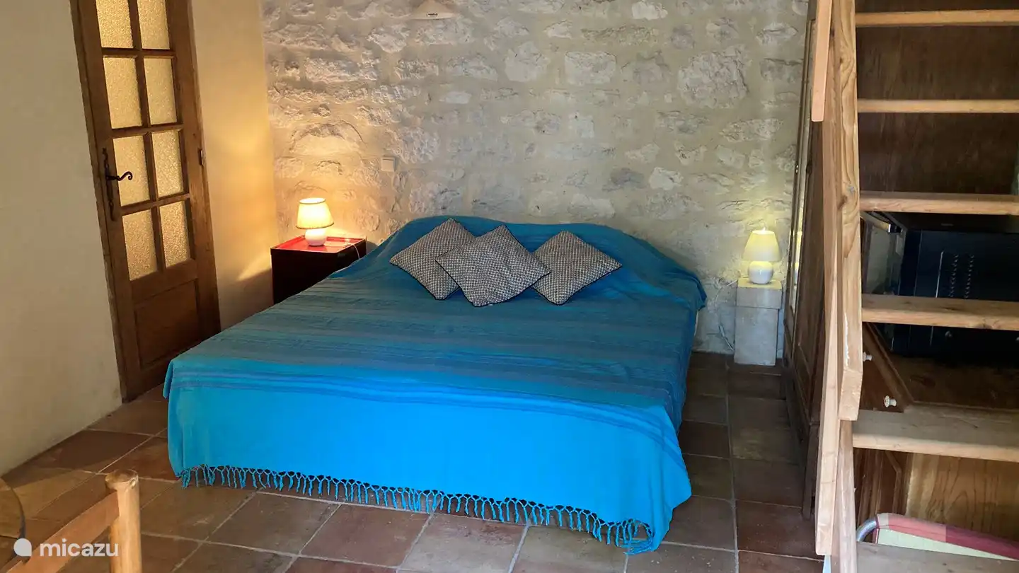 Chalet Lavande.
Au rez-de-chaussée les lits jumeaux : ces lits peuvent également être aménagés en deux lits simples.